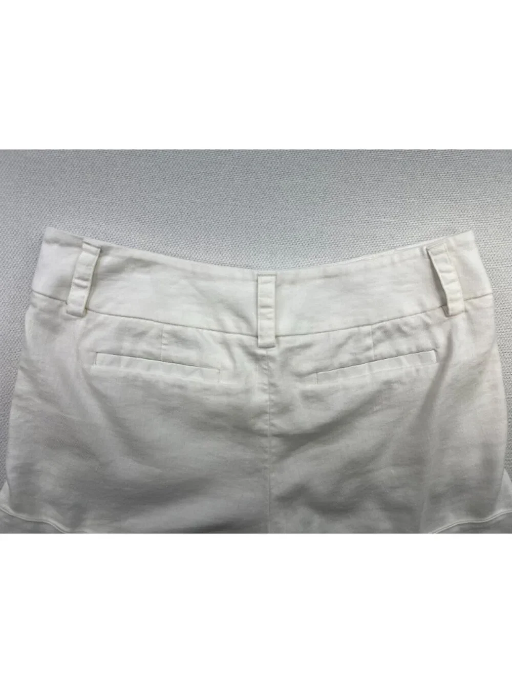 Express Women's Linen Blend Chino Shorts Flat Front Stretch Size 8 White Solid